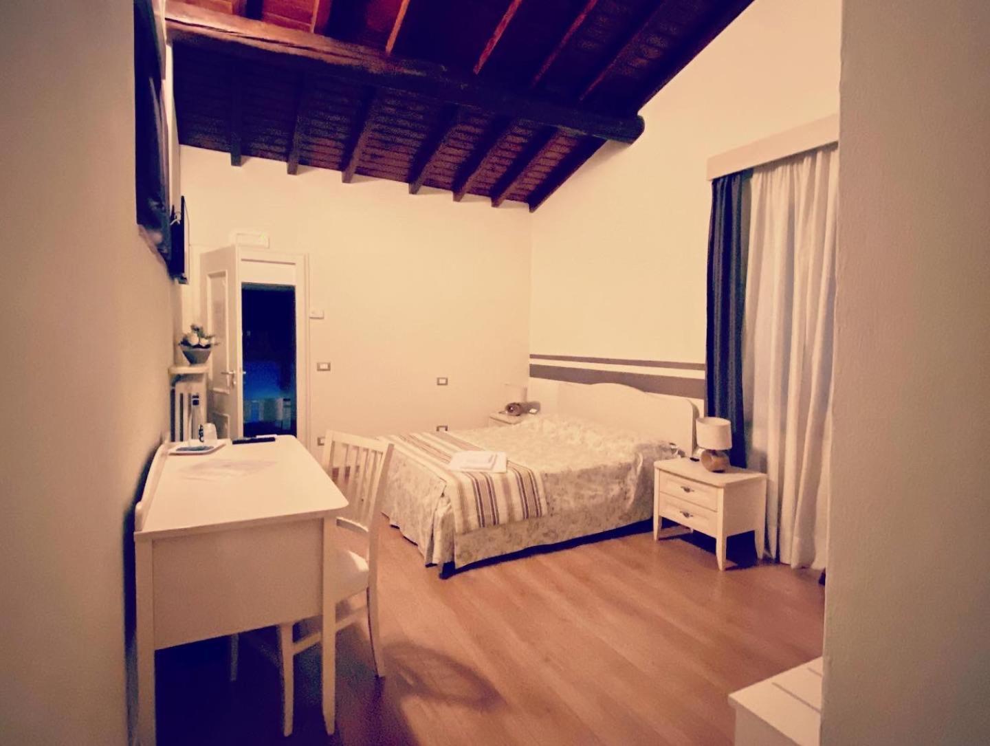 كستليوني ديلي ستفييرا B&B Corte Delle Rose المظهر الخارجي الصورة