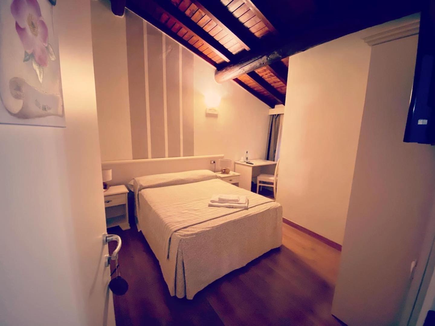 كستليوني ديلي ستفييرا B&B Corte Delle Rose المظهر الخارجي الصورة