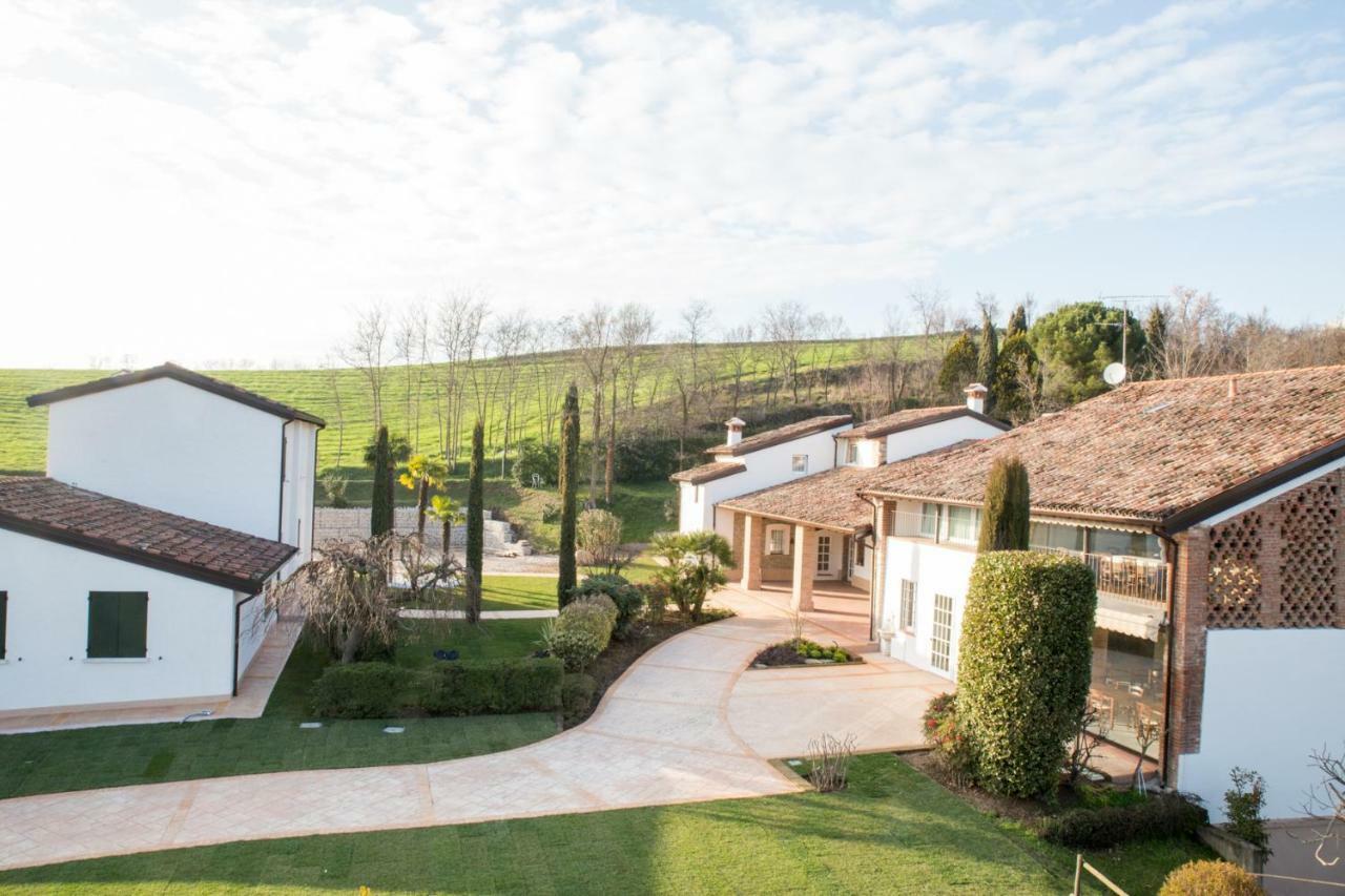 كستليوني ديلي ستفييرا B&B Corte Delle Rose المظهر الخارجي الصورة